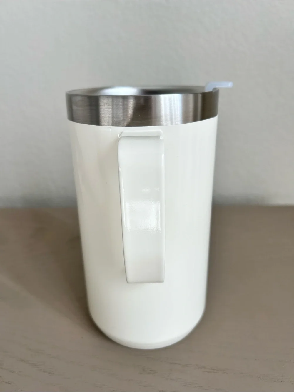 Stanley off White and Silver Travel coffee Mug with Handle - Picture 3 of 12